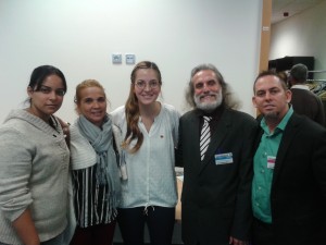 Con Mitzy Ledezma C @esmitzyhija hija del prisionero politico venezolano Antonio Ledezma, y otros activistas cubanos participantes en Forum 2000